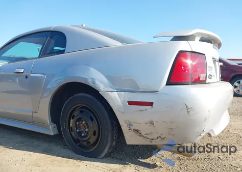2002 Ford Mustang Gt из США, поврежденный, VIN 1FAFP42X02F191593